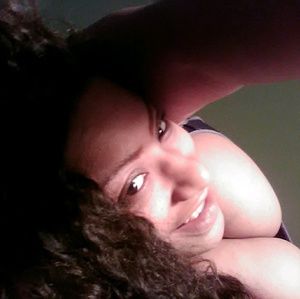 Meet your Posher, Felicia